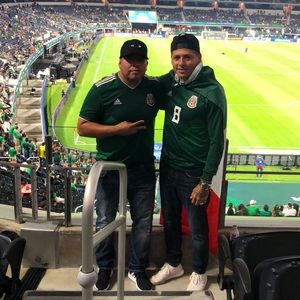 Meet your Posher, Edgar